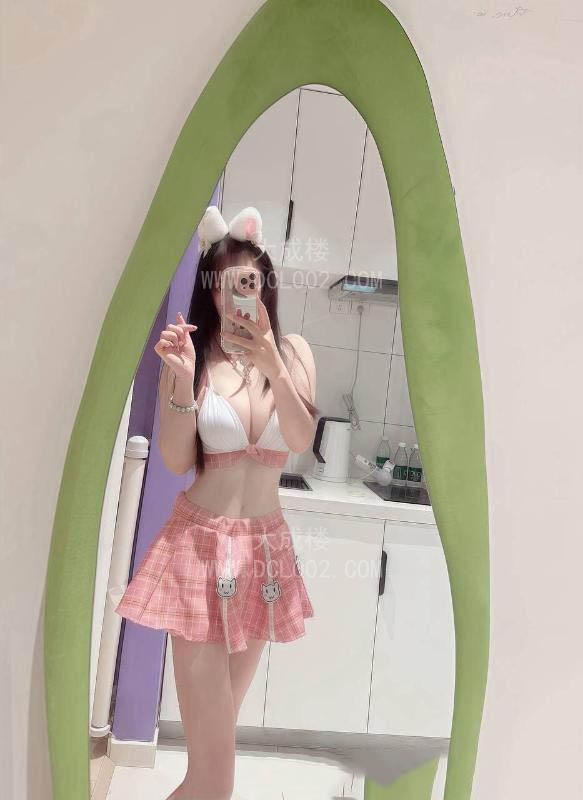 蜀山美女小娇