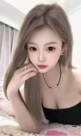 常熟肤白颜值小女友