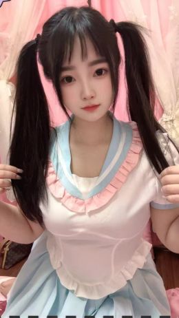 闵行双马尾小萝莉