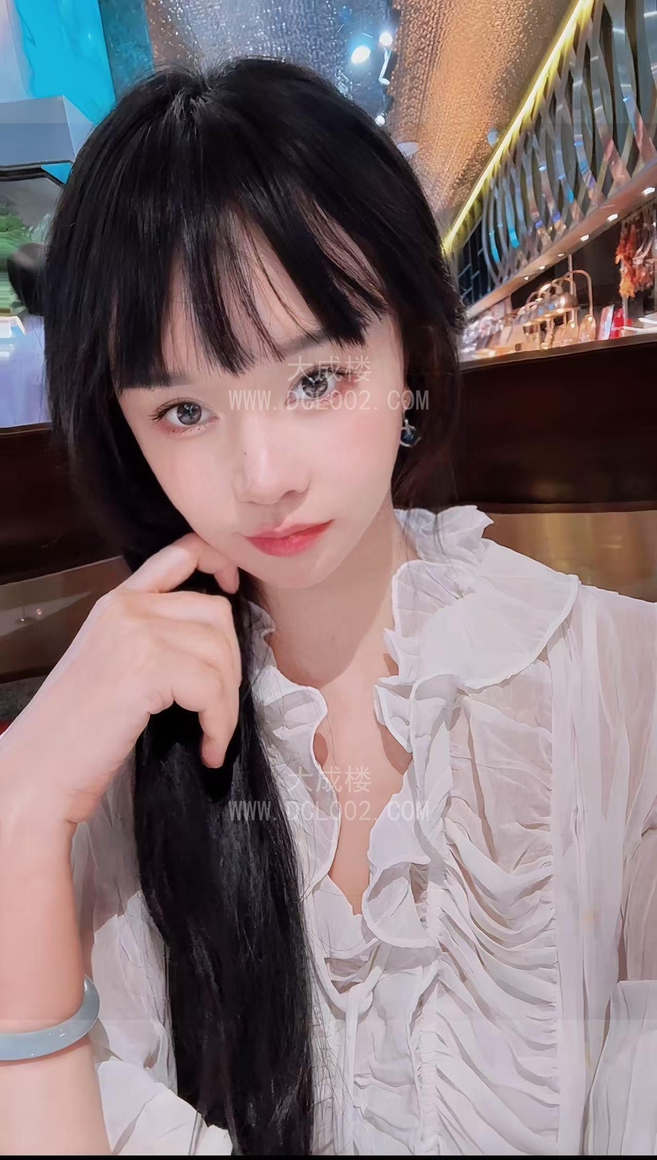 南山丝足美腿小果果