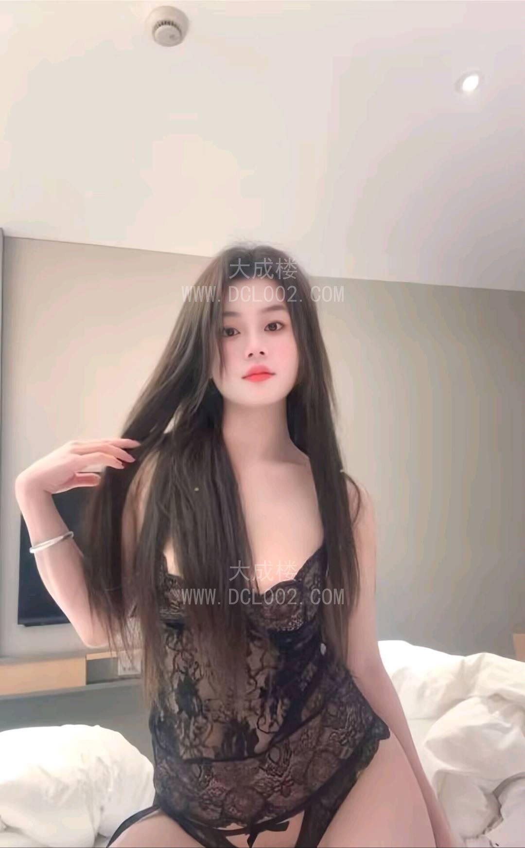 南京白嫩大奶妹子