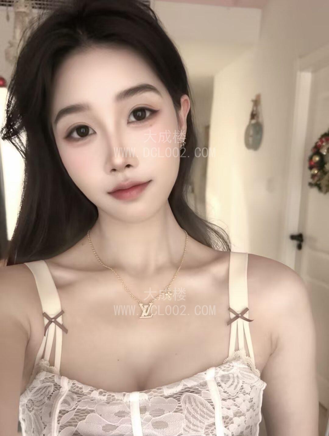 武汉武昌宝藏女孩茜茜