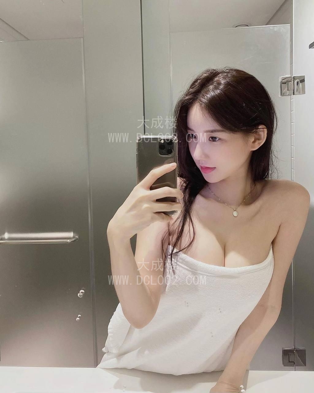 浦东童颜巨乳小妹身材丰满