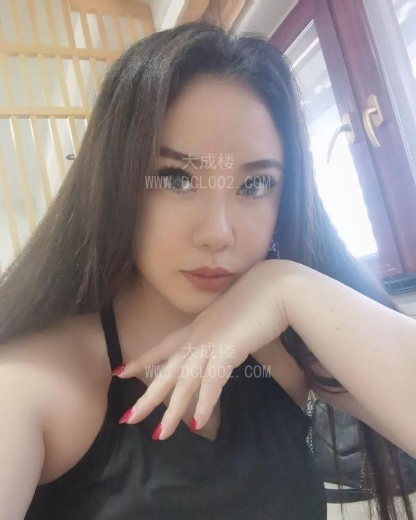 成都大奶少妇莹莹