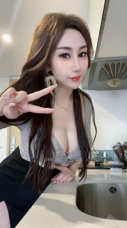 普陀童颜巨乳大美