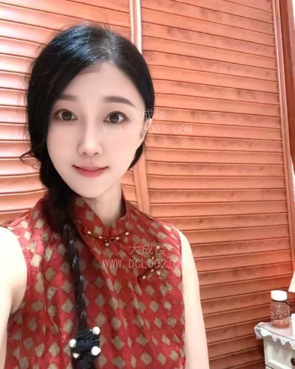 武汉光谷风韵旗袍小仙女
