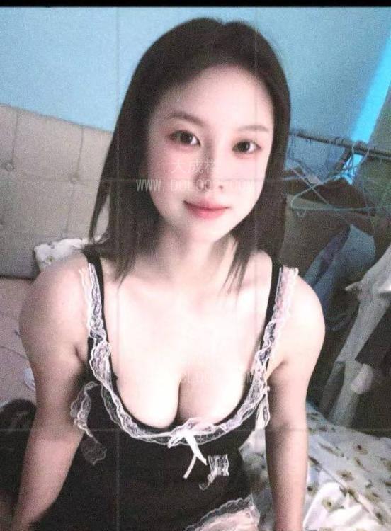 西安北郊大胸妹子