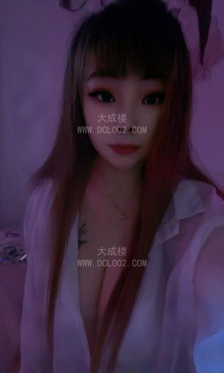 武汉巨乳坦克女