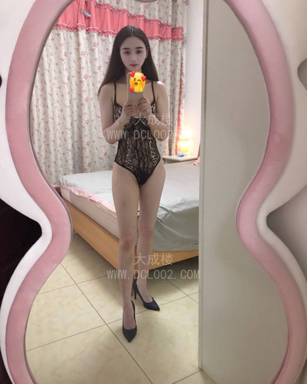 重庆长腿小少妇