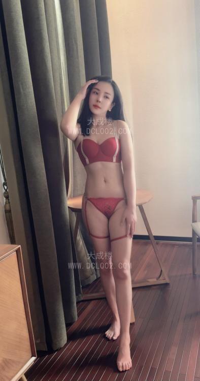 越秀腿精小鱼