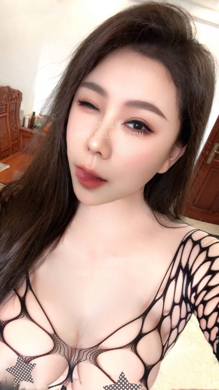 闵行大长腿蜜臀老师