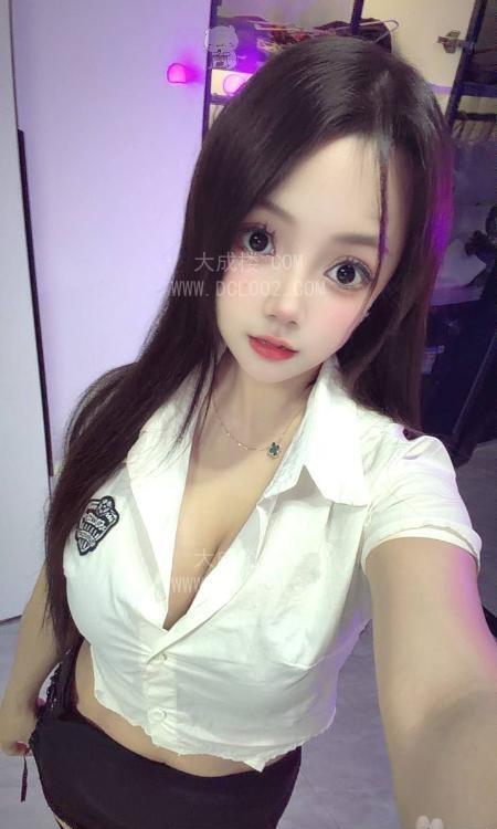 三亚出击大奶妹