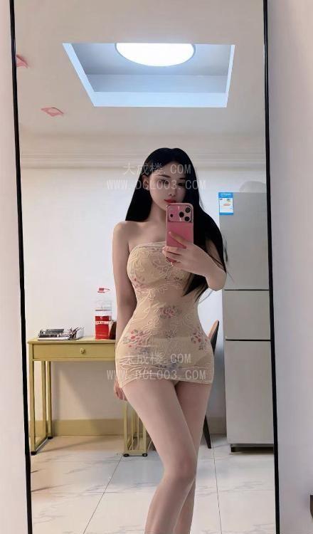苏州俏皮美妞苒苒