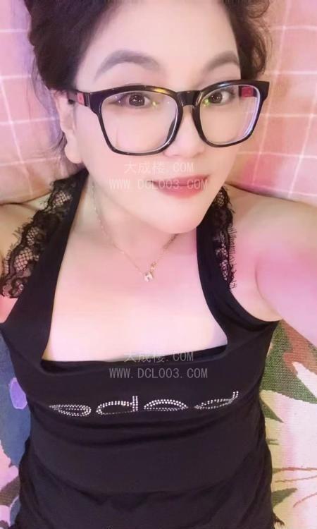 包头蜜桃臀姐姐