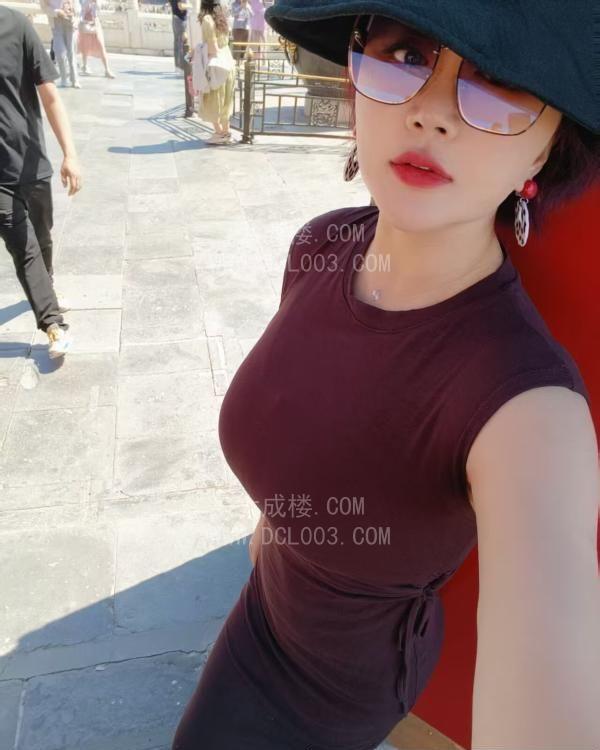 武汉大G奶少妇