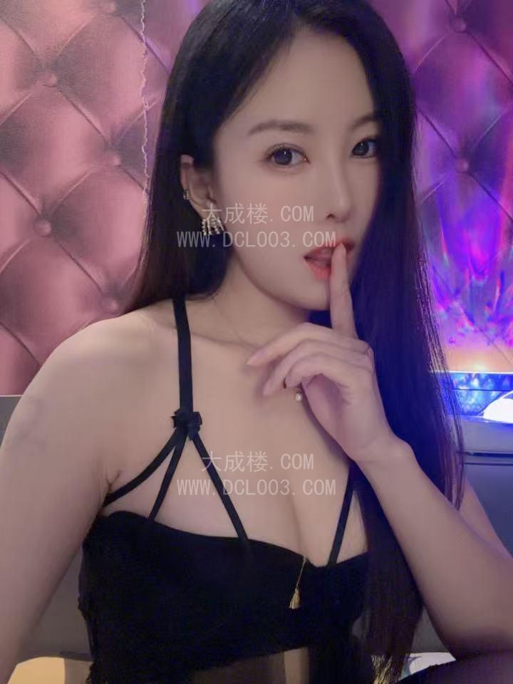 杭州西湖佳丽女友吴迪