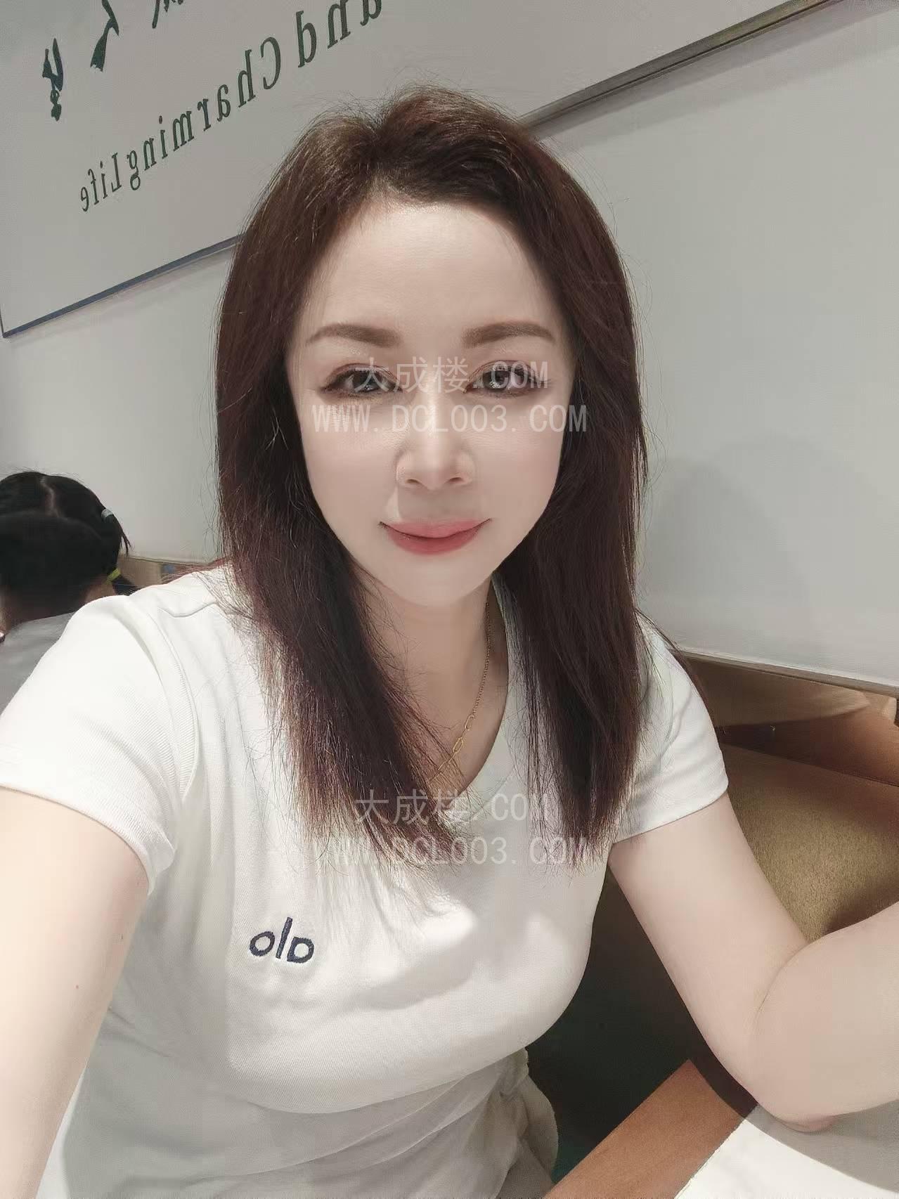 珠海返食骚少妇琪琪
