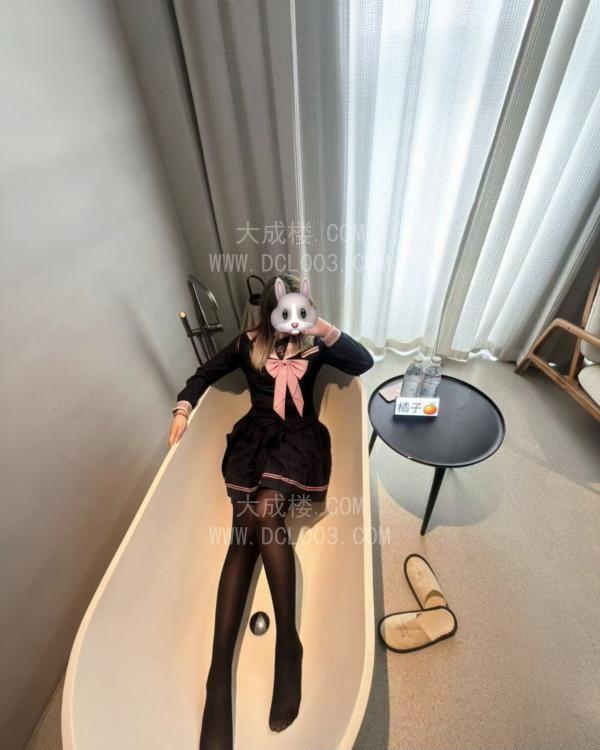 杭州超巨臀嫩妹