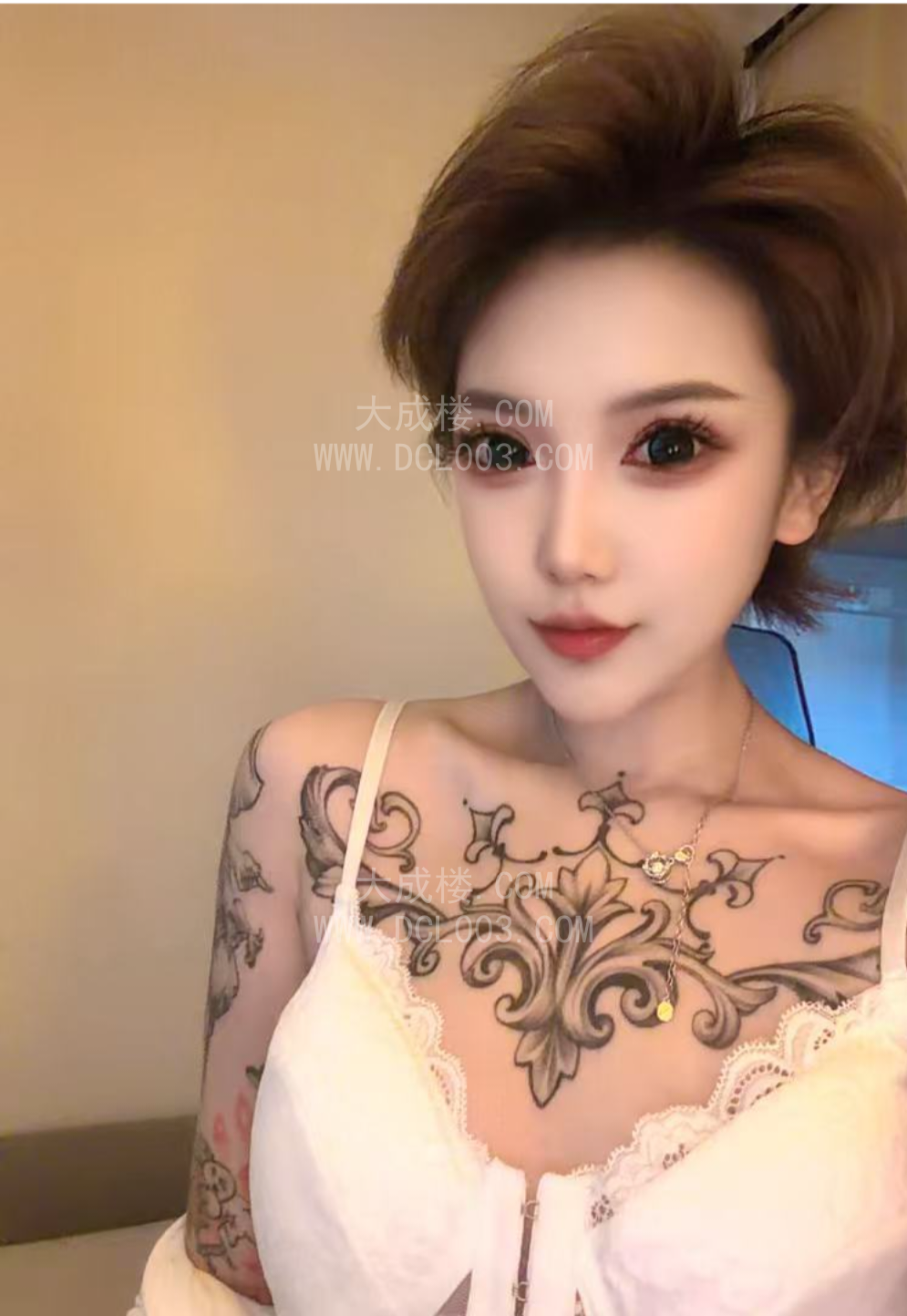 苏州纹身妹可欣