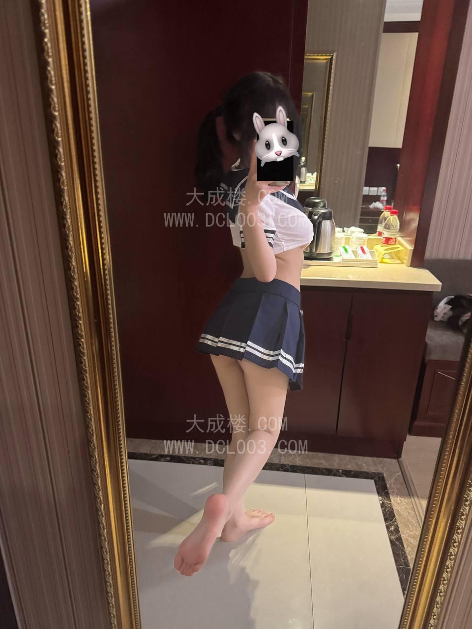 朝阳极品白虎萝莉妹子