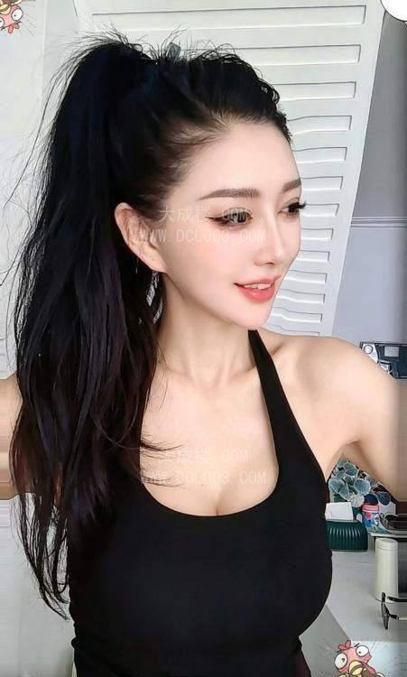太原大胸翘臀娜娜