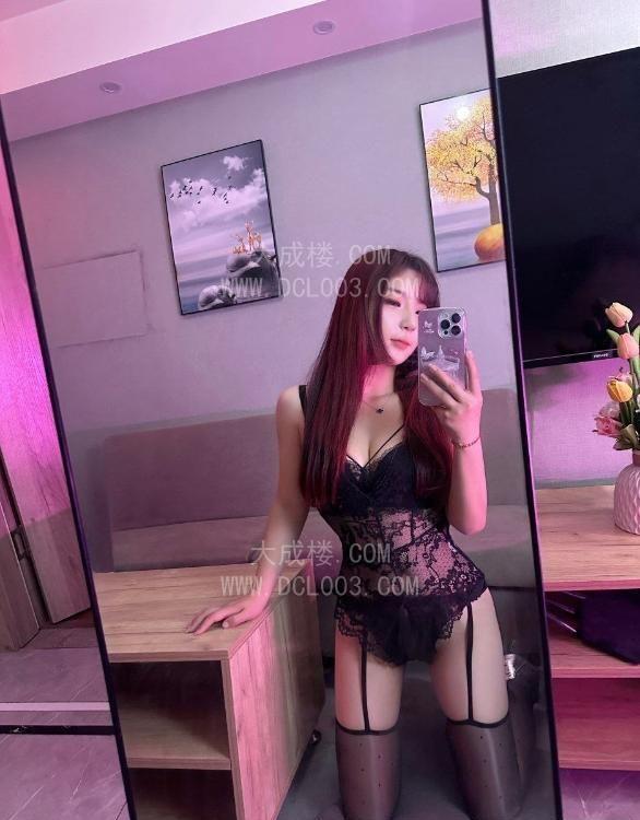 成都天府御姐小小椰