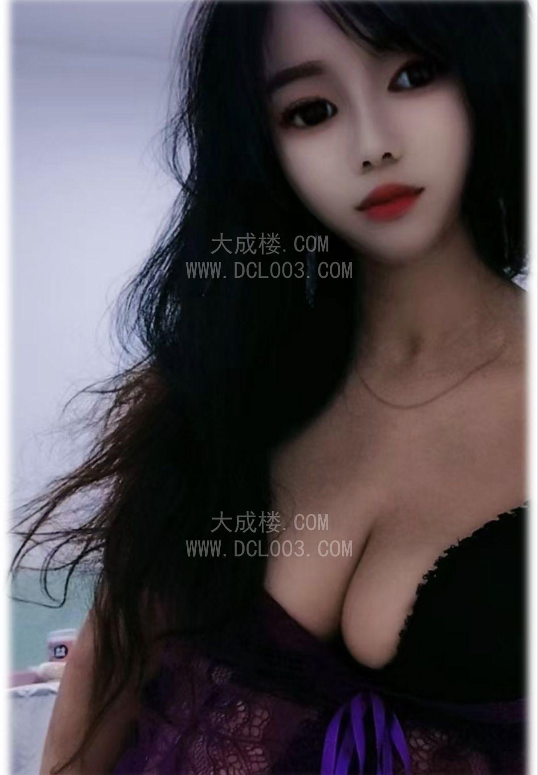 武汉江岸云朵妹子