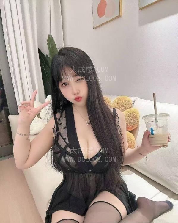 青岛风骚制服大奶诗诗