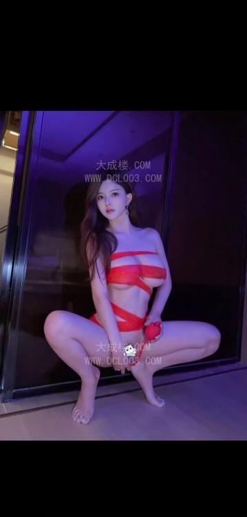 普陀大胸混血肤白貌美阿媚