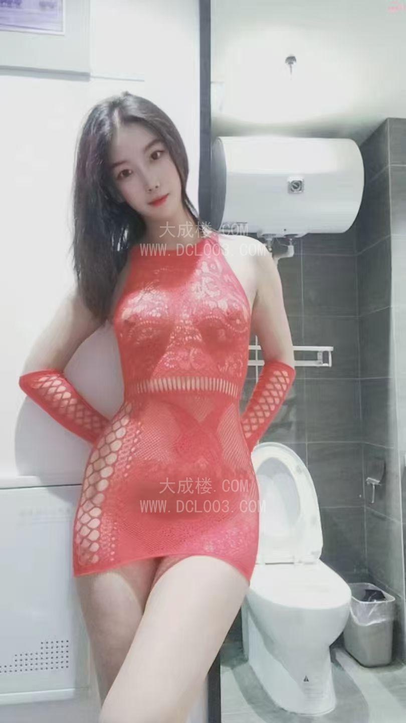 青岛白嫩大奶服务系妹子