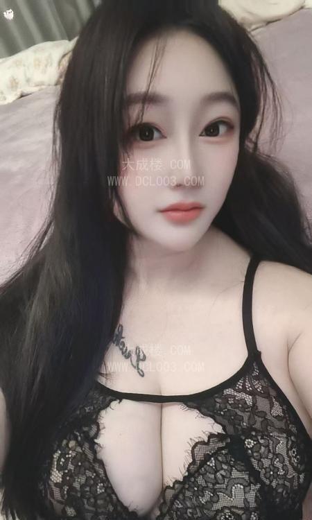 龙岗大胸潮喷骚妖精