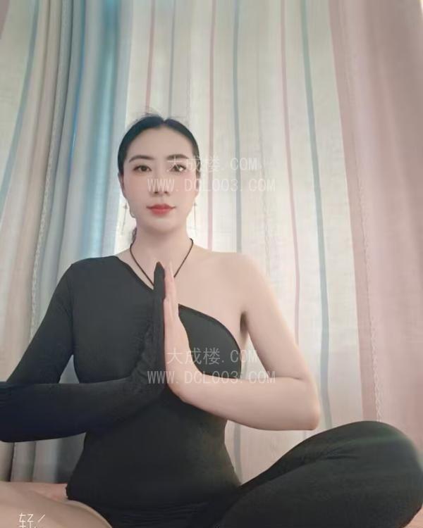 朝阳性感美妇