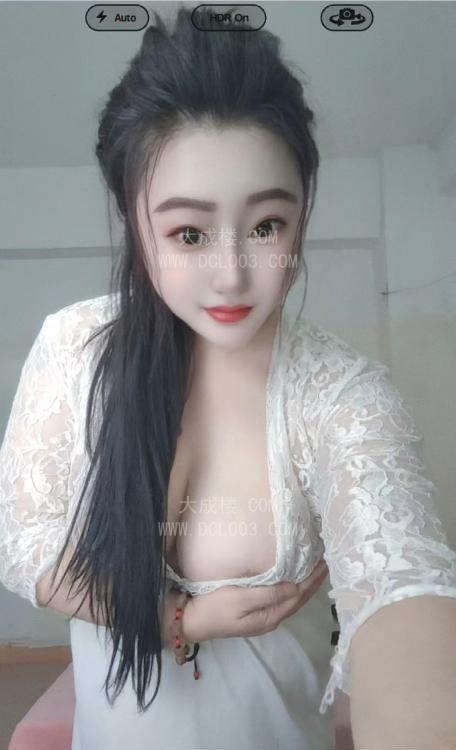龙岗大胸潮喷骚妖精