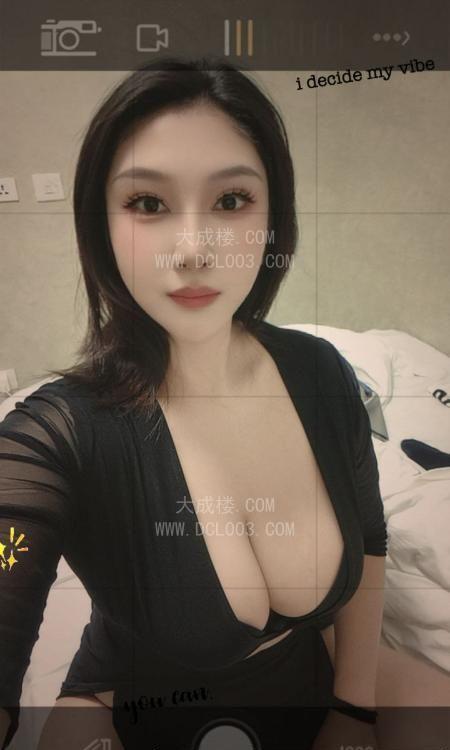 西安丰满巨乳萱萱