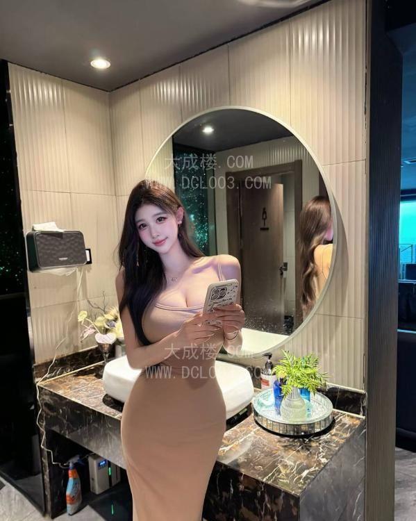 杭州前凸后翘颜值长腿嫩妹