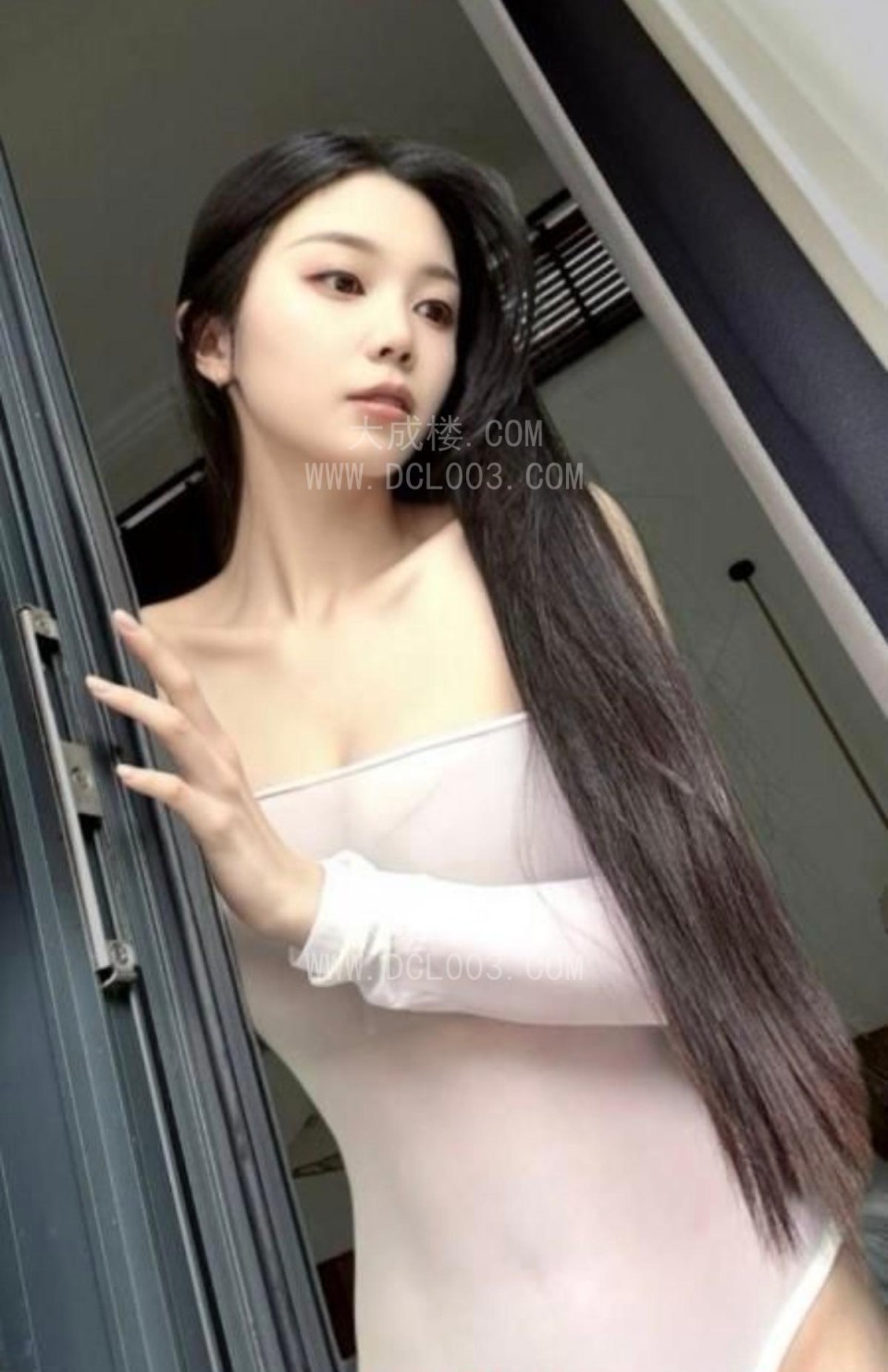 东莞风骚性感小少妇玫瑰