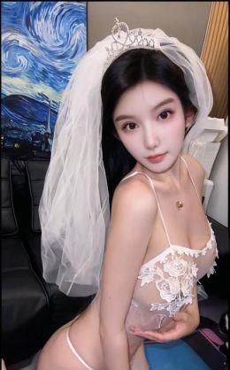 朝阳爆乳白衣花嫁