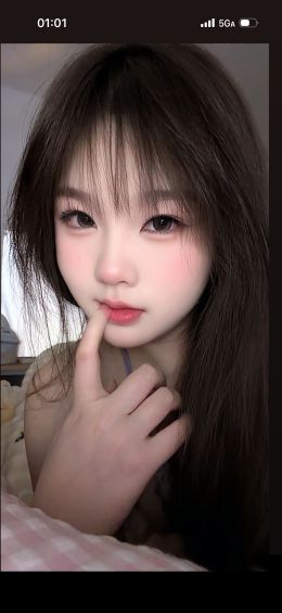 成都大胸性感喷水小妹