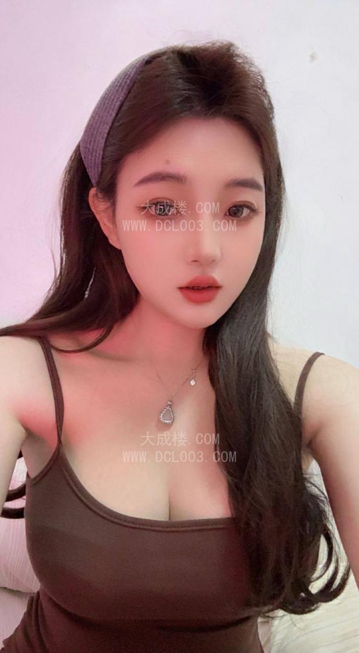 和平大胸会喷水妹妹