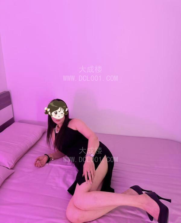 长腿少妇小丽