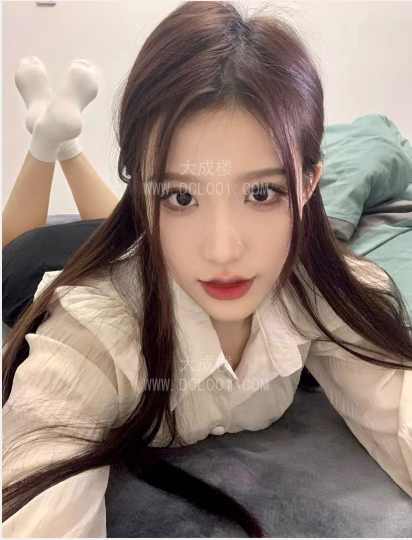 黄埔嫩妹小七