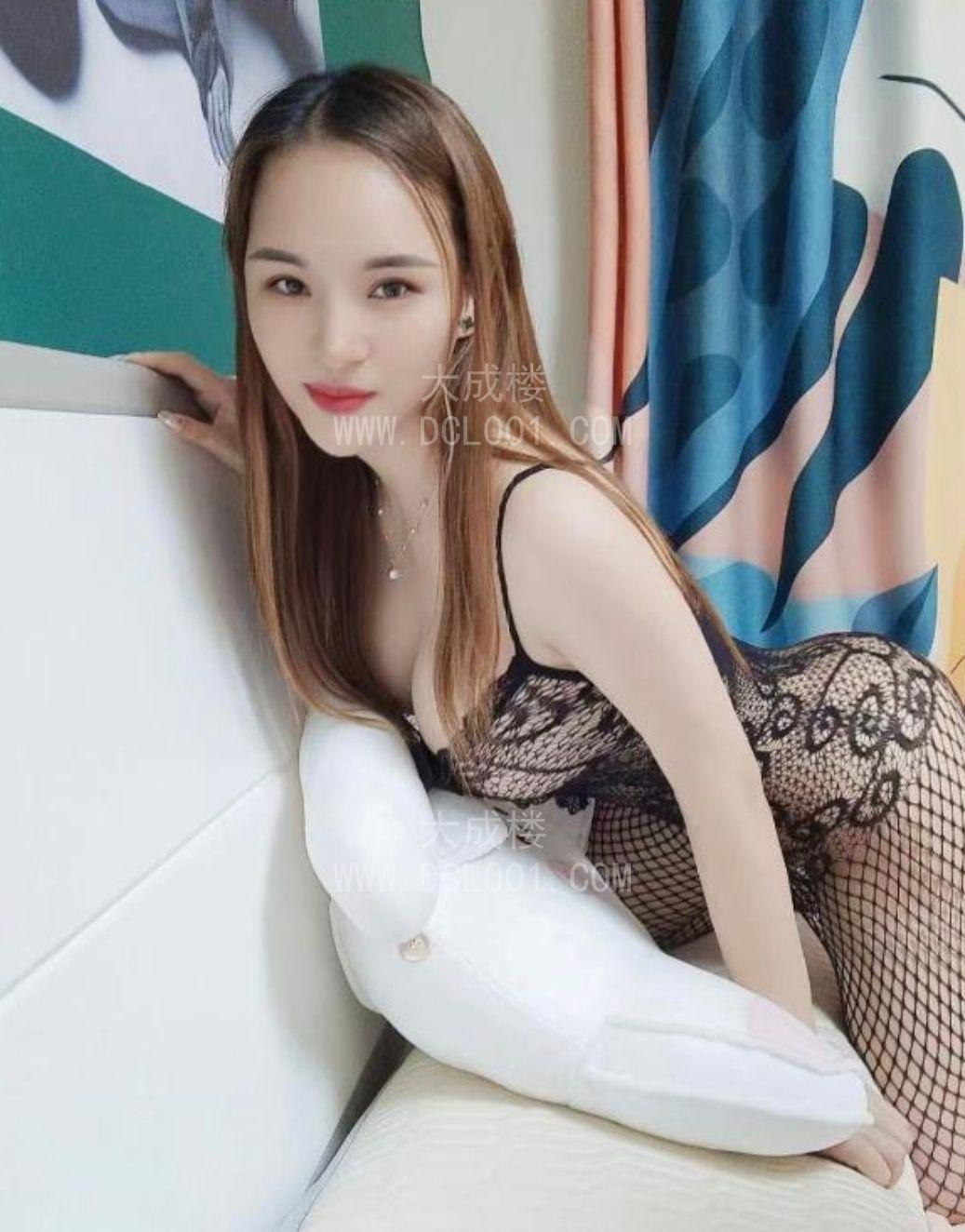 瘦底大胸圆圆