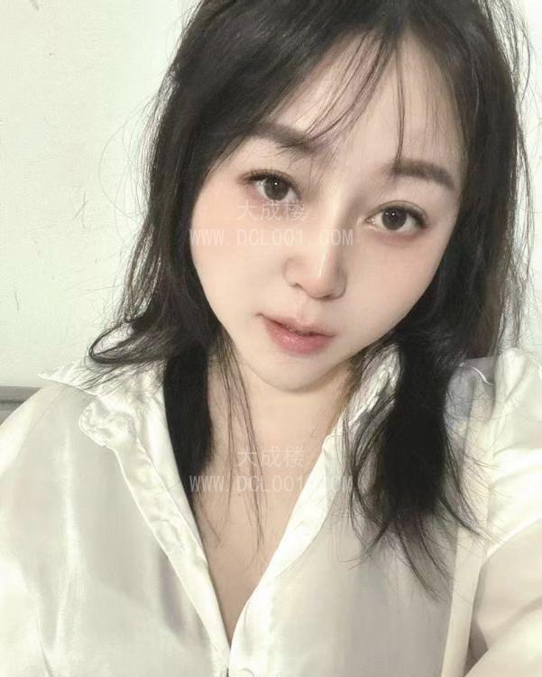 舌吻少妇艳艳