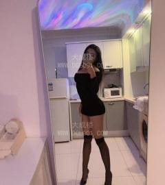 东莞无敌的李小姐