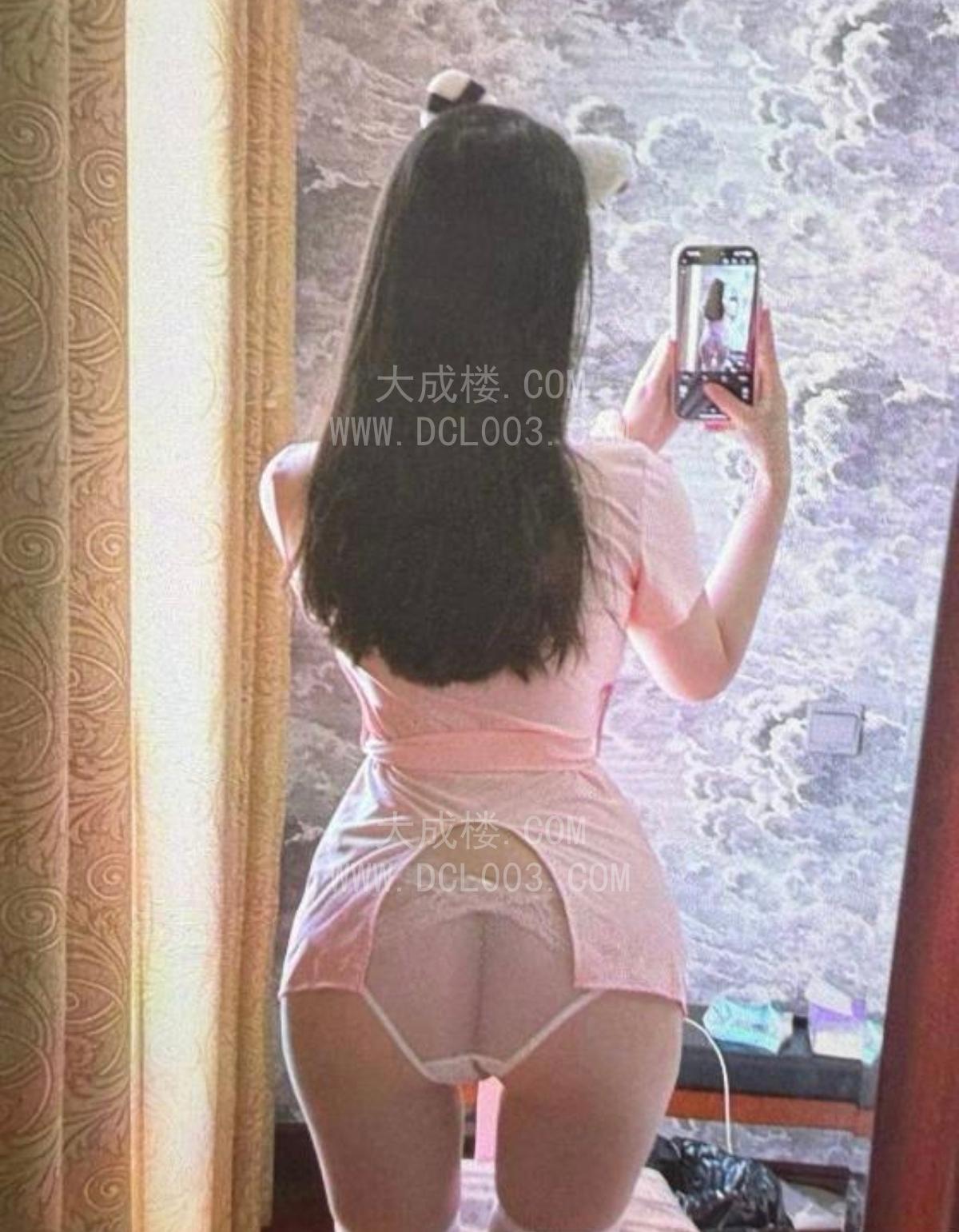杭州天然大胸颜值小妹