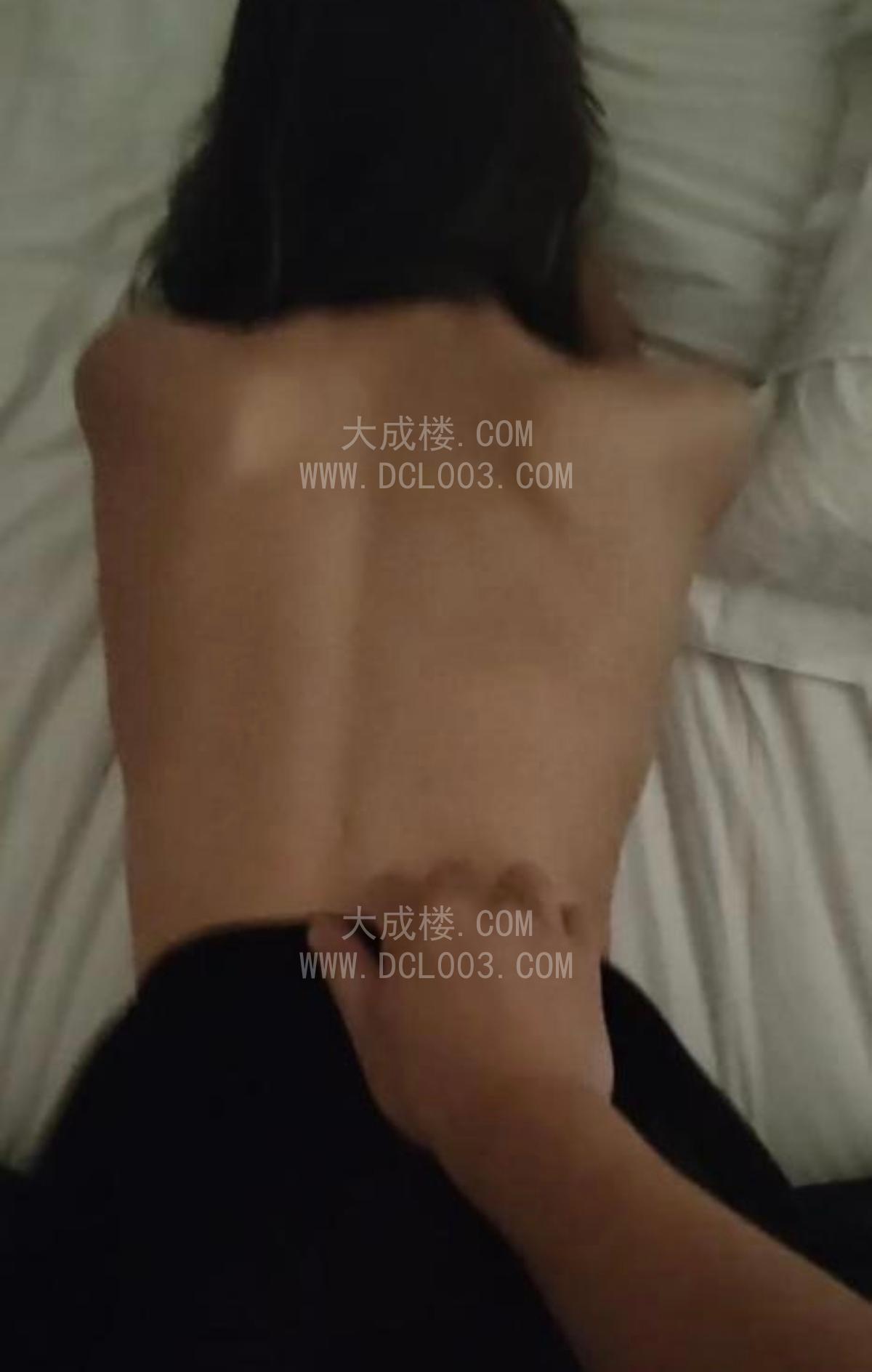 杭州黑丝翘臀少妇