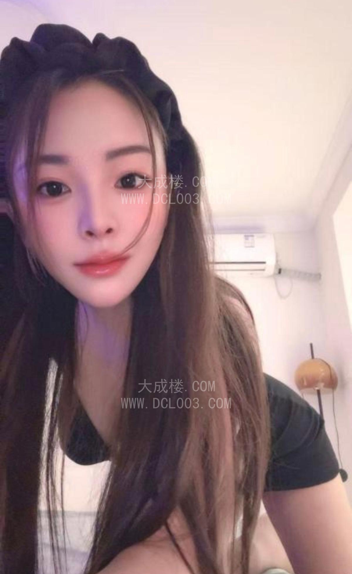 长沙前凸后翘性感老师