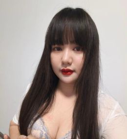 洪山喷水小姐姐
