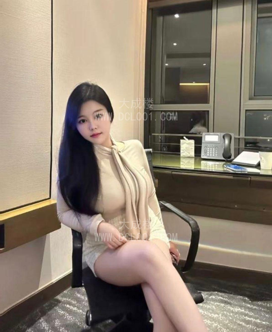 巨臀潮喷慕慕