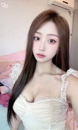 美胸服务系老师甜甜